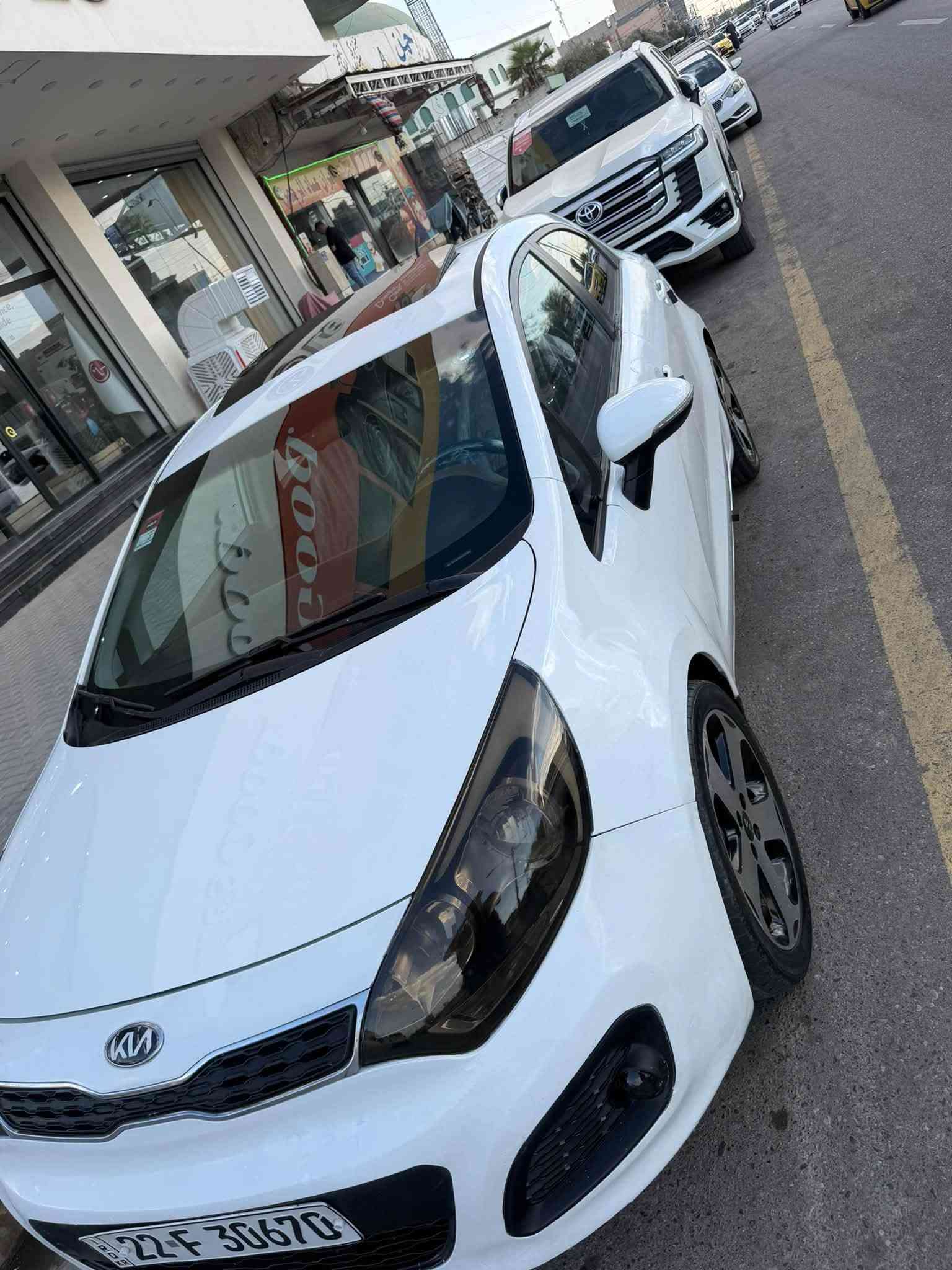 ريو ٢٠١٤ خليجي  جنطةمحرك ١٦ دوش فول فول عدا بصمة حت مري شفط بيها مكانات بل صفايح صبغ اثر طخات بسيطة بدون دواخل السعر ٧٢ بيها مجال سنوية وقام جديدة عنوان موصل الايسر ***********
