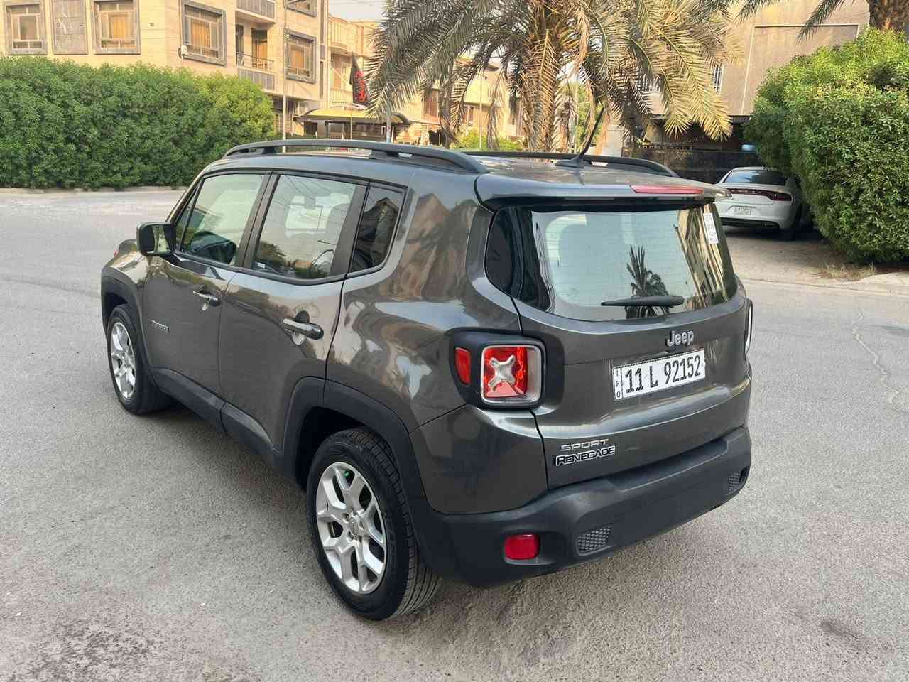 جيب رنجيد للبيع 🚘
السعر// 75// وبيها مجال 
رقم بغداد / وسنويه  باسمي 
موديل 2017

 ️1️⃣ ماشية 83
 2️⃣ اربعة سلندر
 3️⃣ محرك 2400
 4️⃣ تبريد ثلج
 5️⃣ بصمة تشغيل
 6️⃣ بصمة سايد بريك
 7️⃣ ضرر خلفي مع صبغ حزام 
 8️⃣ تحكم مري
 9️⃣ تحكم ذاتي
 🔟 باتري جديد
⚫ زوج تايرات جديد

            📍 بغداد الدورة المهديه الاولى 
          📞 الرقم ***********
