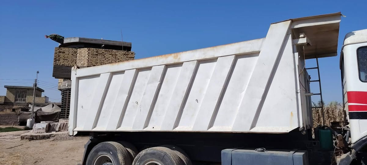 للبيع • البي • طول ٥ وربع