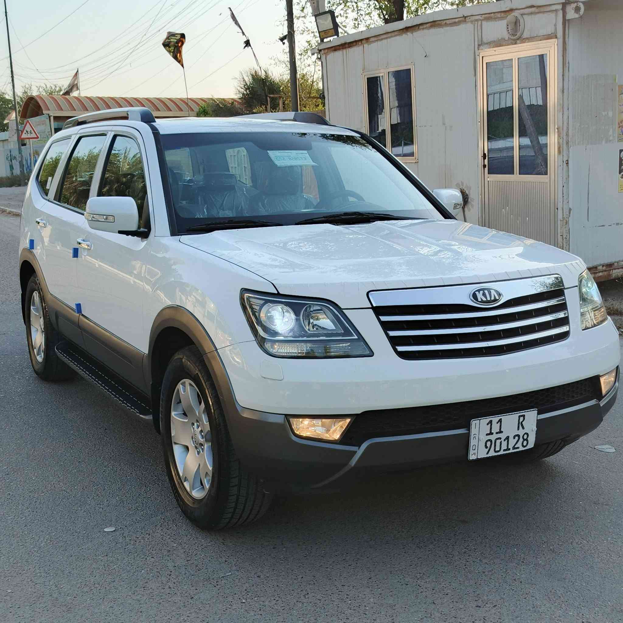 كيا مهافي موديل 2013 خليجي رقم بغداد بسمي
بصمه عدد ٣ 
فتحمه سقف 
٦سلندر 3800 ماء مفتوح 
٧راكب جلد كشنات كهرباء 
فورويل 4x4 نارة وتو بل بيبان ذاكرة كشن خزن ميموري كشن حار بارد 
٣قطع تبريد  
زراك اليت باب خلفي شفط 
كامرة حساس خلفي  
سيارة مكفولة من صبغ وضربة وتبديل 
ماشية 70الف 
مكان سيارة بغداد 
رقم ***********
