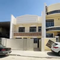 يتوفر دار للايجار مساحه ١٦٠ متر طابقين  يتكون الدار   ٥ غرف نوم  صاله ...