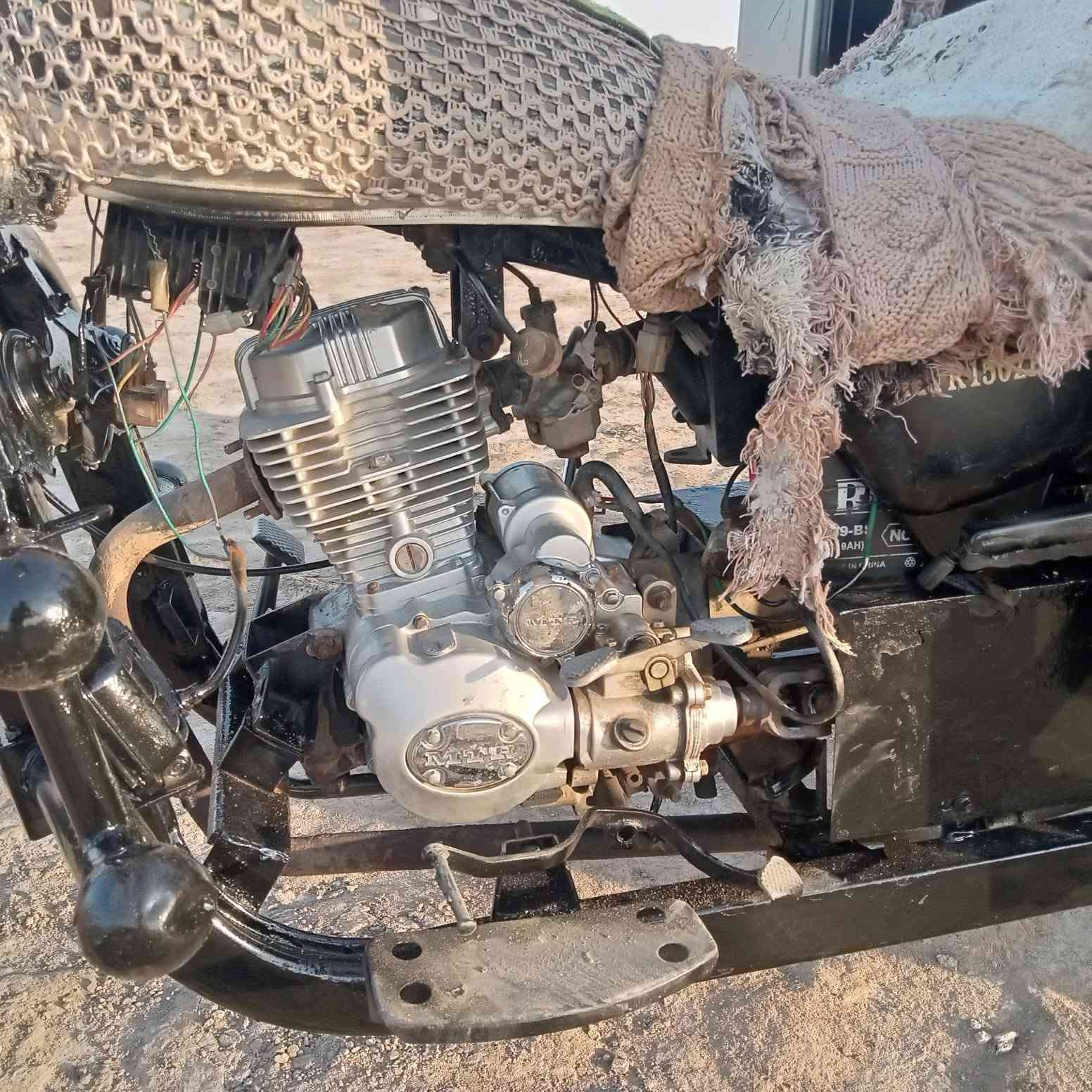 اخوان سلام عليكم ستوته للبيع امتيار موديل 2019 محرك 24 ستوته ركبه وشصي كهربائية شغل مكفول وكيل الصقر الذهبي  الدوانيه قضاء الشاميه السعر 1800 بيه مجال   رقم الهاتف، ***********
