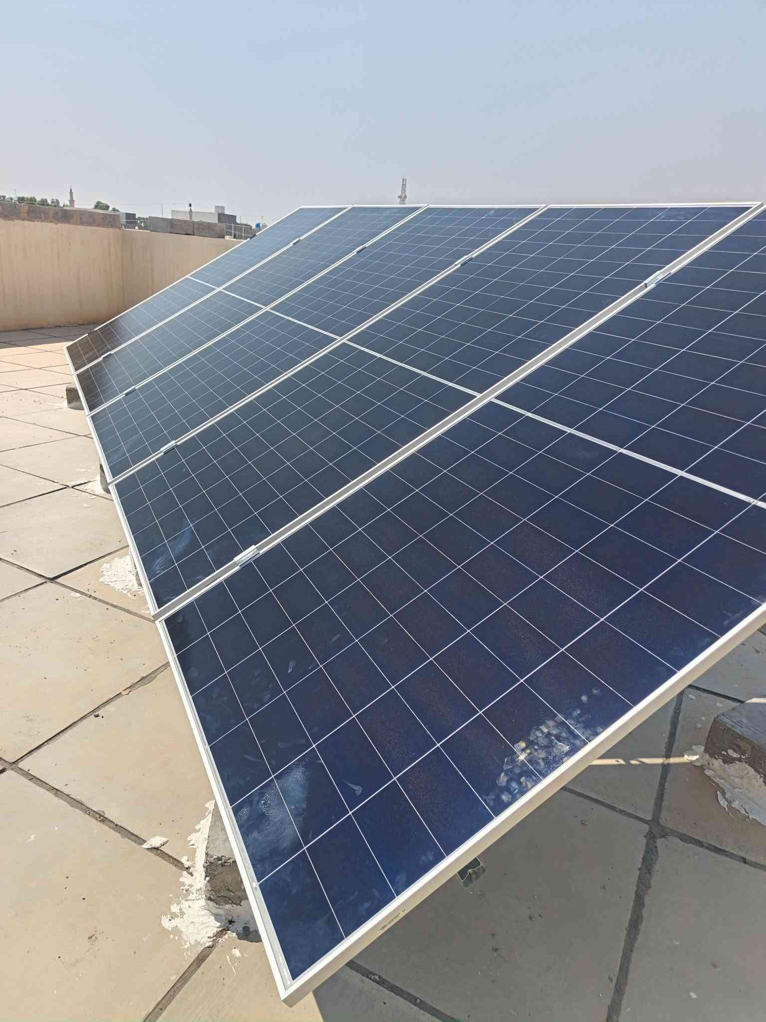 ‏☀️ عرض جديد وحصري من مكتب المهندس للطاقة الشمسية ☀️
‏السعر حصري ولفترة محدودة
‏هل ترغب بالتحول إلى الطاقة الشمسية لكن تجد صعوبة في توفير تكلفة المنظومة كاملة دفعة و احدة
‏نوفرلك منضومة 16امبير تتكون
‏1_انفيرتر 6كيلو يتحمل 24امبير
‏2-بطارية 16كيلو تشغيل 16امبير لمدة 4ساعات 20امبير لمدة 3ساعات بتناوب مع الوطني
‏3_بورد حماية مع فصل البارد المشترك
‏
‏الحل أصبح أسهل مما تتصور! ✅
‏
‏منظومة طاقة مجزأة على مراحل تمنحك فرصة البدء الآن، والتوسع مستقبلاً حسب إمكانيتك المادية.
‏
‏🔋 المرحلة الأولى – بسعر 3.450.000دينار فقط
‏
‏امتلك:
‏✅ بطارية
‏✅ إنفيرتر
‏
‏وبدون الحاجة إلى شراء الألواح الشمسية في البداية!
‏
‏استمتع بالكهرباء بصورة مستقرة حسب قدرة المنظومة، وقلّل اعتمادك على المولد الأهلي ومولد المنزل، ثم أكمل منظومتك في الوقت الذي يناسبك.
‏
‏لماذا تدفع كل شيء دفعة واحدة؟

‏ابدأ اليوم بالمرحلة الأولى، ووسّع منظومتك مستقبلاً حسب قدرتك واحتياجاتك.
‏
‏🔥 العرض والسعر لفترة محدودة!
‏اغتنم الفرصة الآن قبل انتهاء العرض.
‏
‏📍 مكتب المهندس للطاقة الشمسية
‏☀️ طاقة مستمرة... راحة أكبر... ومستقبل أفضل
‏***********م.بكر
‏***********م.سجاد
