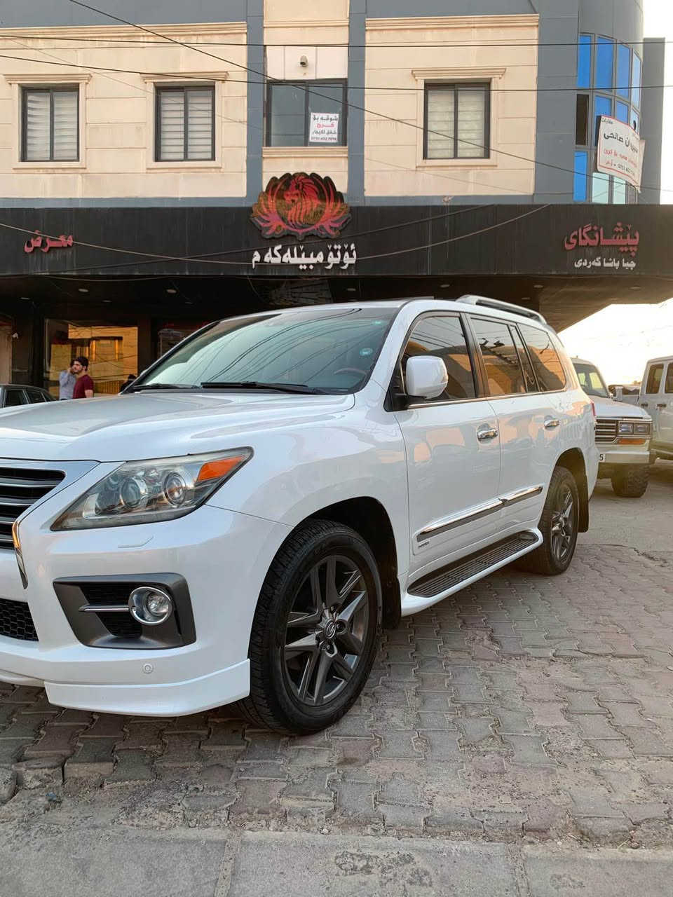 lexus Lx570 2015
کوردی /
کۆد /533# 
مواسەفات / فول
مەکینە / 5.7 کەپس
ڕۆیشتن/ 118.000km
3 شوێنی بچوکی pdr   
       ڕقم سنوی نوێ 2031
نرخ/ 41700$
ناونیشان/ هەولێر
واتساپ/
***********
***********
***********

عربی/
لێگزێز Lx570  2015
۳ مکان سغیر pdr   
محرک /v8 5.7  کبس
ماشی / ۱۱٨ الف کم
ڕقم سنوی جدید ۲۰۳۱

سعر / ٤۱۷ ورقە
عنوان/ اربیل
واتساب/
***********
***********
*********** أربيل, العراق

نص مكتوب في الصور:
- #533