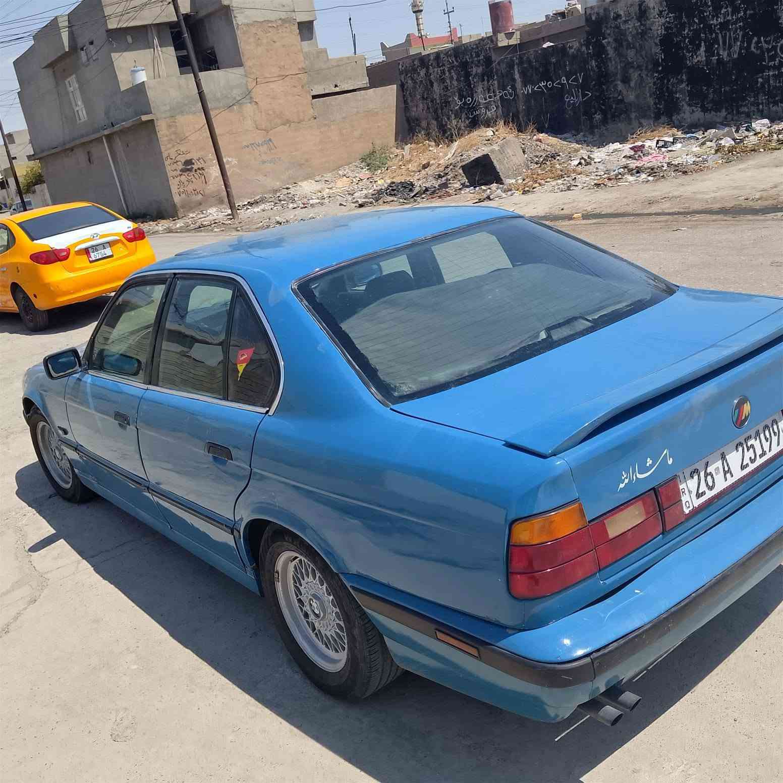 بيم موديل 91 رقم صلاح الدين جديد حجم 525 اصل گير اوتوماتيك تبريد ثلج السياره جاهزه سعر 60 مكان السياره كركوك  تفاصيل اتصل على الرقم ***********
