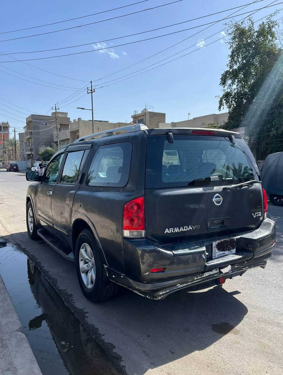 السلام عليكم 
من رخصة الادمن جميع التفاصيل مذكورة ادناه 
للبيع
نيسان ارمادا 2008 v8 5.600 بلاد 
نص فول 
1 حساسات خلفية 
2 دوسة كهرباء 
3 قطع تبريد ثلج ❄️ ❄️ وتدفئة شغالة 
 4 مكينة حساس امامي مال موديل 2013 جديدة محرك مال كصة جديد هية والتفرعات حته الضفيره مالتها جديدة المكينة 👉🏻👉🏻 + المكينة القديمة وياها 
7 رقم بغداد الماني سنوية 2026 👉🏻
8 تخم تاير جديد 👉🏻
9 باتري جديد 
10 مروحة كهرباء جديدة 
11 داخل ودشبول نظيف كلش 
12 السيارة وارد امريكي حادثها جاملغ وباب سائق فقط 
السيارة جاردة من الشمس والقمارا بيها تخسفات اثر سقوط حجر لا ضربة ولا ضرر اكرر بدون ضربة تخسفات وجاريها معجون غير هذا اكفل الكلبة والحادث والتكم 
13 🖍️صدر امامي خلفي جديد 
السيارة جاهزة وخير من الله من محرك وكير وصدر وكلشي 👉🏻
14 سنتر لوك بلاد 👉🏻
15 دوسة كهرباء 👉🏻

السعر 87 ورقة 
والمكان بغداد التواصل على الخاص 
او 
الاتصال على الرقم
 ***********👉🏻💚 بغداد, العراق
