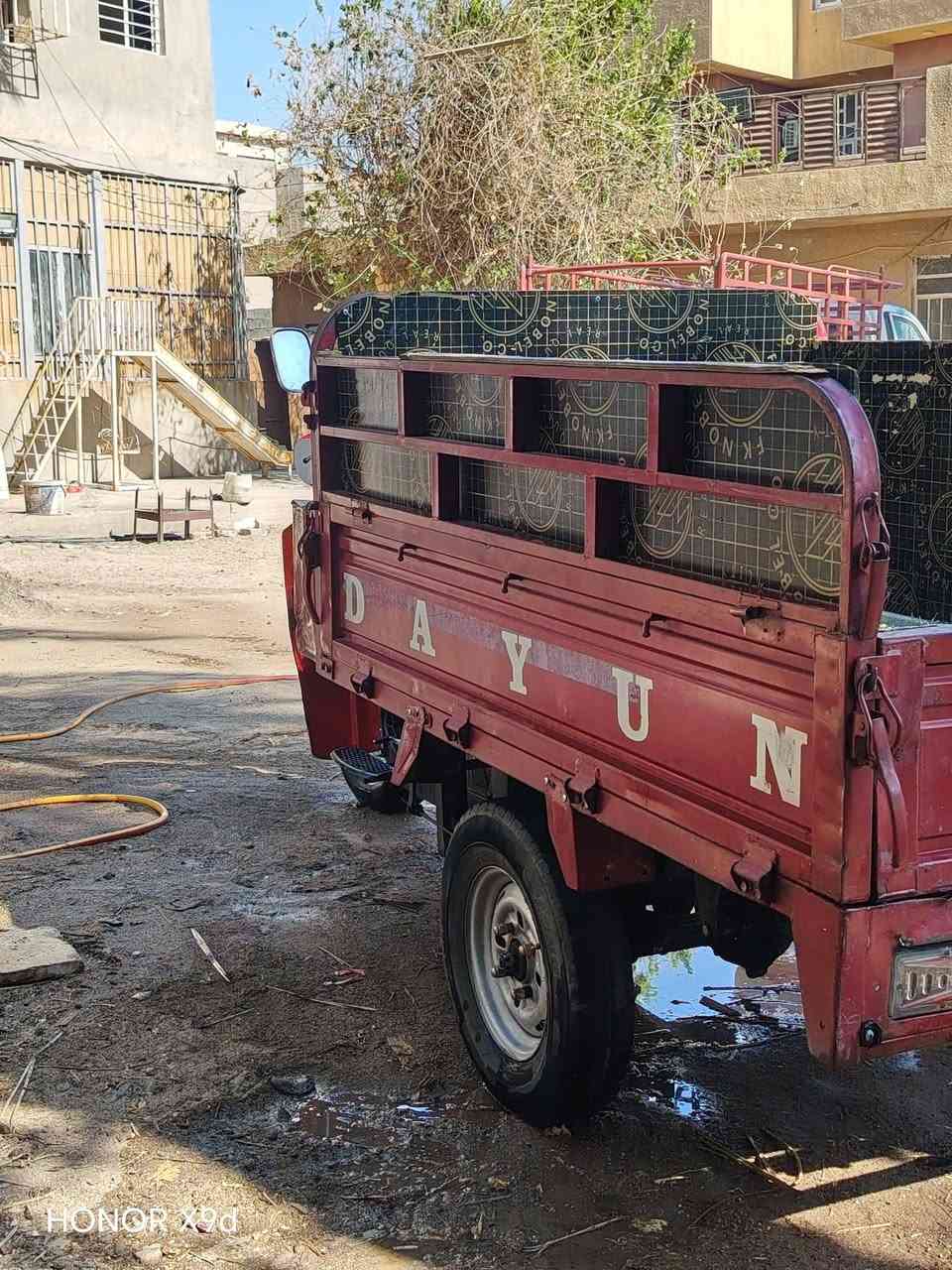 سلام عليكم ستوته دايوان البيع موديل 18ستوته نضيفه وخير من الله وراق صواليه محركه ما ينمع سعر 1400وبيه مجال العنوان بغداد الشعله ***********

