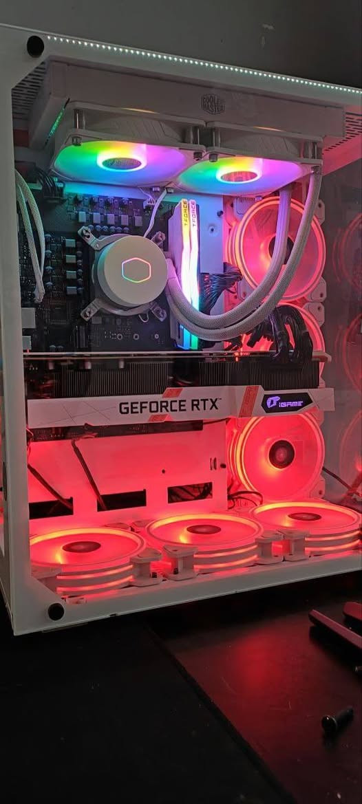 السلام عليكم 
تجميعه مرتبه للبيع
RTX 3070TI
CI5 12400
RAM 16GB 
هارد تيرا و 512
التجميعه مليون و ١٠٠
وعندي ups اون لاين 1kv 
احسبه ب ١٥٠ الف 
وعندي شاشه سامسونج اوديسي g5 حجم ٢٧
ب ٢٥٠
والياخذ الأغراض كلهن اتساهل وياه ويدلل
وباقي التفاصيل بالصور 
ملاحظه
الكيس الجامه الاماميه مبدلها مخلي ماده جلاتين * 
بغداد/ الشعب
***********
