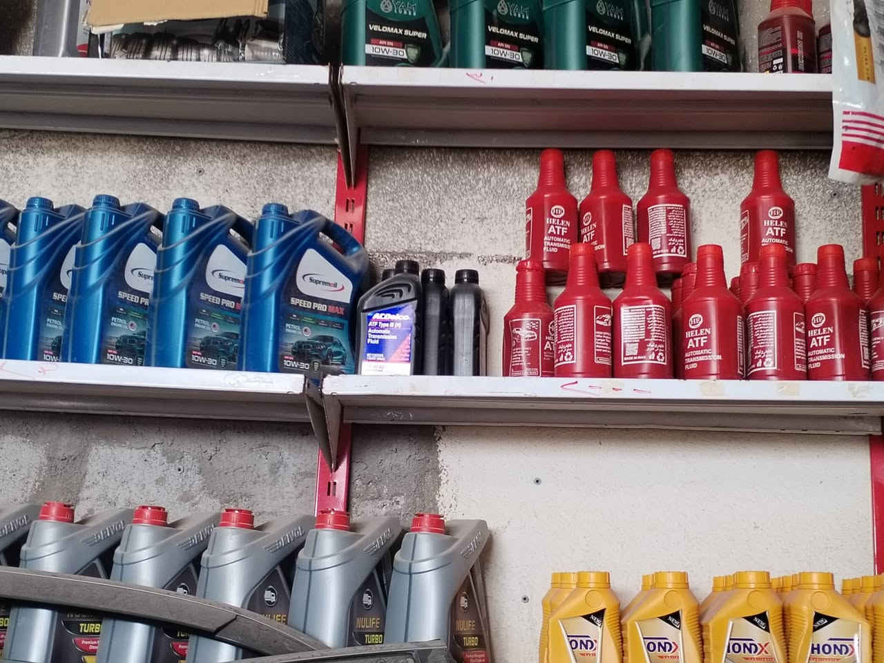 ***********🔧🪛⚙️🔩
تم افتتاح ورشت حسين  نتعامل بضمان لتجفيت السيارات الياباني والصيني الكاز والبانزين تصليح كيه بنكو فلاونزه نيسان شبوط قديم وحديث صيني بنواعا ابصم  كافت نواع السيارات العنوان العنوان طريق الخور سفان  المحلات السبعا يتوفر جميع الزيوت  وبسعار مناسبه اسعارنا مناسبه العنوان  طريق الخور ااااااااا حاضرين لأي الأستفسار
