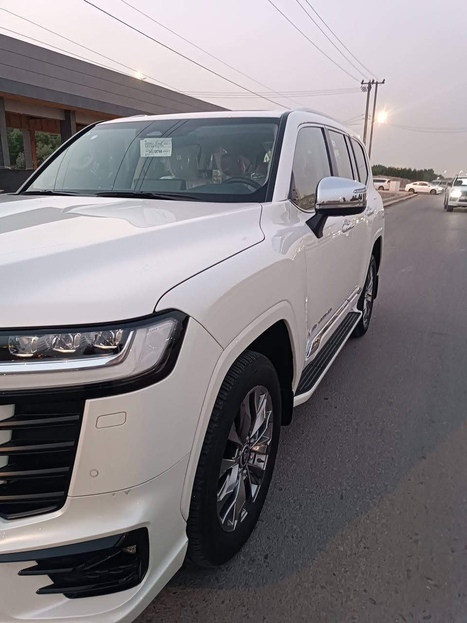 لاندكروز VX • كاميرات 360 • ماشي ٢٦ الف