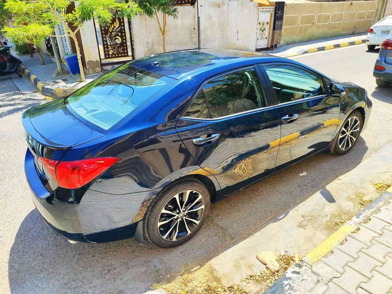 السلام عليكم
كورلا للبيع موديل 2018 XSE فول 1/1
الضرر جاملغ أمامي مصلح عالبارد
اللون ازرق نيلي 
 السياره بصمة 
محرك 1800 المرغوب 
بصمة بيبان 
بصمه صندوق
فتحه(سلايد)
كامرة خلفي
مودات قياده
SMART-ECO-COMFORT-SPORT
مانع نزلاق
ماشيه 54000  كيلو 
ويل كروم
هتير بل مري 
هيتر بل استيرن 
شفتات استيرن
رادار امامي وتحديد مسار
تبريد بيانو
لايت عدسه
واوامر صوتيه
مثبت سرعة
كشنات جلد 
كشنات كهرباء 
كشنات تدفئه 
السعر  135 وبيها مجال بسيط
للتواصل ***********
***********
