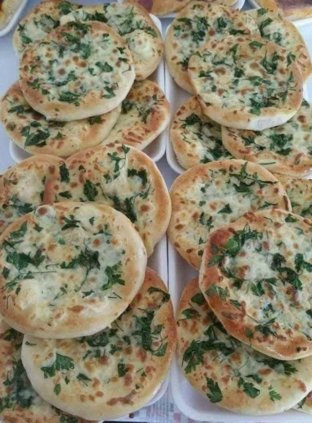 متوفر حسب الطلب الحجر مفتوح
(واللحم ذبح من علي صبح) عندي خدمه توصيل

كبه برغل قلي ٣٠ قطلعه ١٢
كبه برغل سلق ٢٥ قطع ١٢
كبه تمن 80 قطع ١٥
بوارك ٢٥ قطعه ٦
جدر دوالمه ١٠
لكيجه الكيلو ٦
اللحم بعجين ٢٥ قطع ١٥
