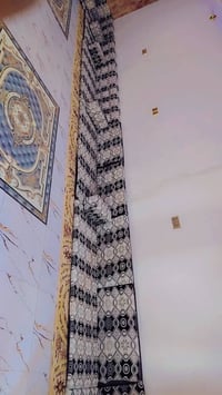 جلسه ارضيه • ٢١م • مخدات مربعة