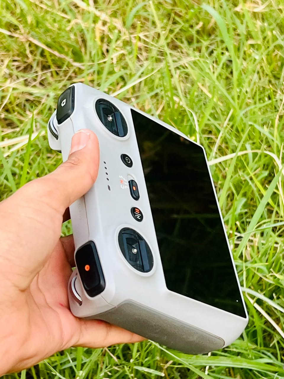 🚁 للبيع درون DJI Mini 3 عادي

📍 المكان: دوانية – عفك

الدرون بحالة جيدة، لكن بيه كسر بأحد الأجنحة ومصمّغ، ومذكور هذا الشي حتى يكون البيع واضح وكلشي موضح ب صور 

📸 مناسب للتصوير والاستخدام الشخصي.

السعر :900وبيها مجال 

📞 للتواصل والاستفسار:

***********
