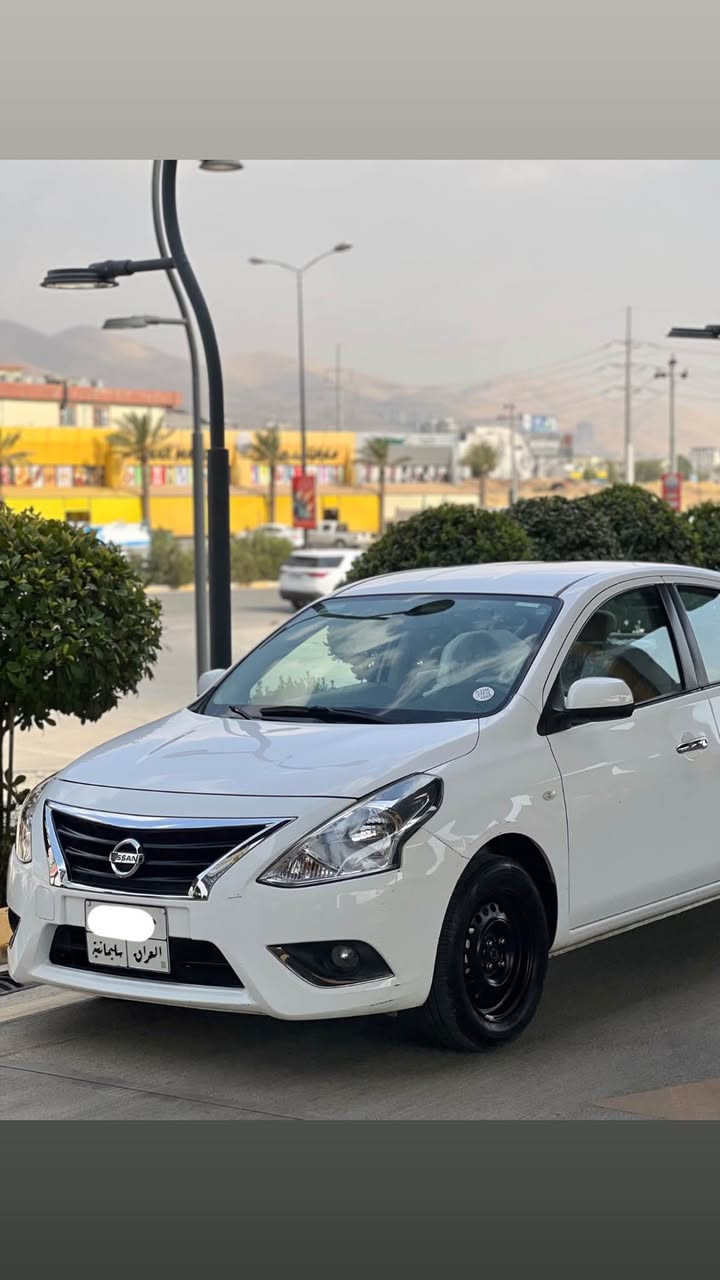 نیسان سەنی 2021
 ٢٧ هەزار کم حەقیقی ڕۆشتووە بە شەرتی کۆمپیتەر 
دەبل گیچ دەسک ستیل بالە سوکان
 ڤۆلیۆم حاسە بەشەرتی  
دەحم لیدراوی بۆیاخی نیە 
سەیارەکە بی بۆیاخە یەک شوخت
بە دەرگای دوای سەکنیەوەیەتی
 دۆسەی لای سەکن دوو پەنجە قوپاوە
 سەنەوی
تەقەو رەقەو گیرو مەکینە بەشەرت گیر ئۆتۆماتیکە
هیچ کێشەیەکی تێدا نیە 

*********** السليمانية, العراق
