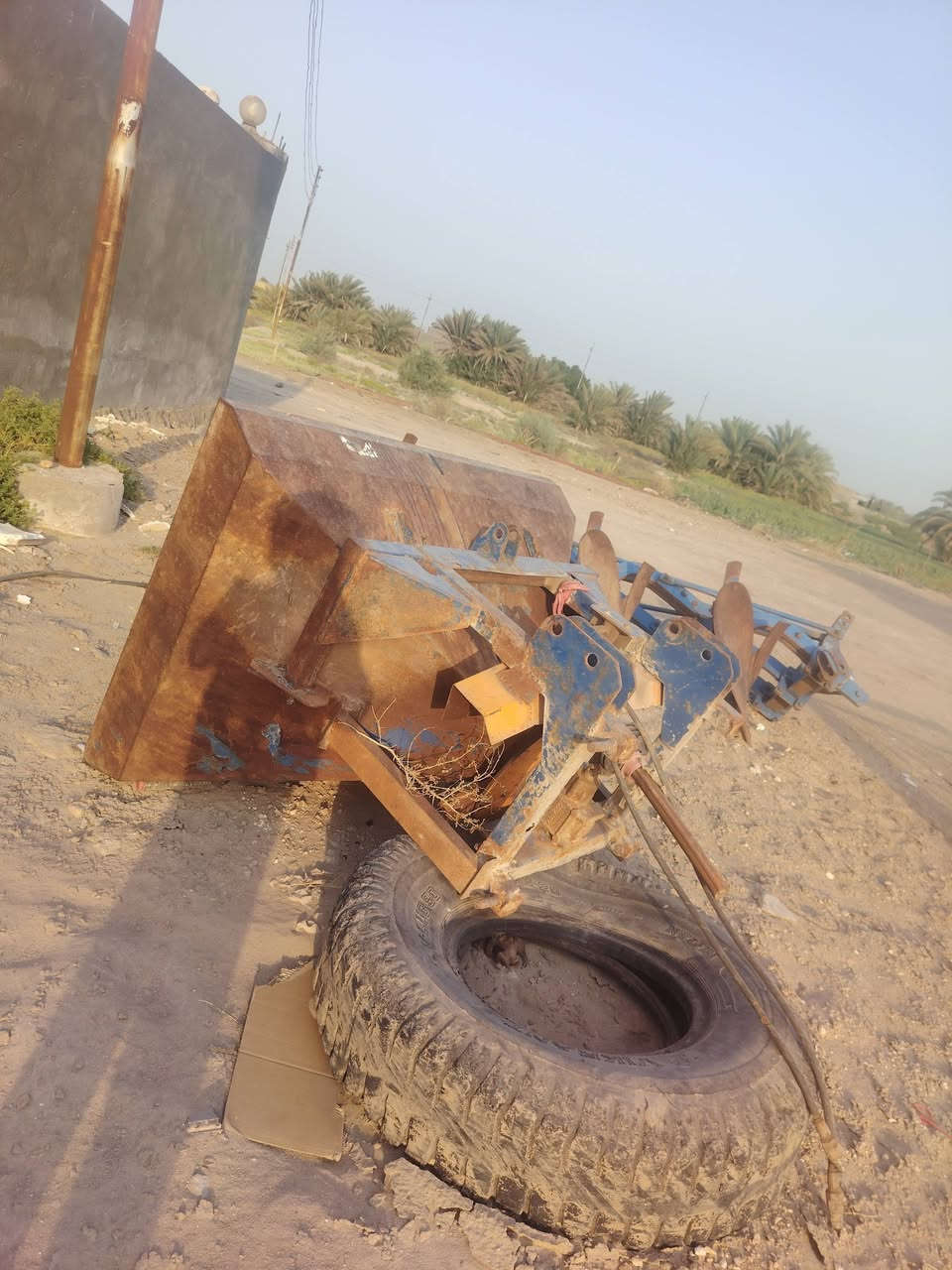 فدان حجم ١٦  دسك حجم ٢٠.  باذره سعر ٩ مليون  ***********
