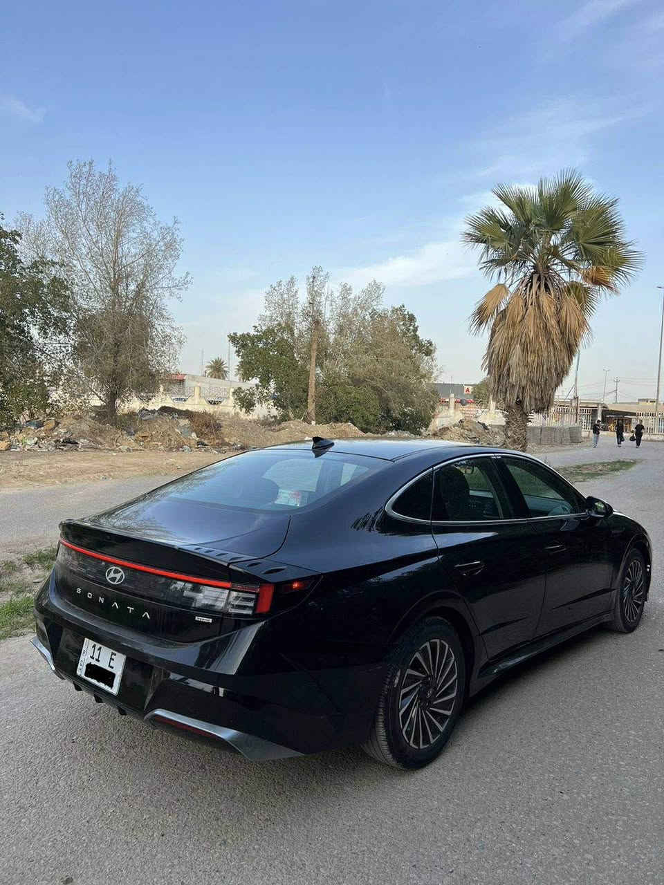 السلام عليكم 
سوناتا 2025 هايبرد 
مرقم بغداد وجاهز للتحويل 
حادثها فقط جاملغ وشويه ملاحضات بسيطة 
صور الحادث والسونار مرفق بالمنشور 
ماشيه 17 الف ميل 
مكانها / بغداد وكربلاء 
السعر ب182$ وبيها مجال للشراي 
*********** كربلاء, العراق
