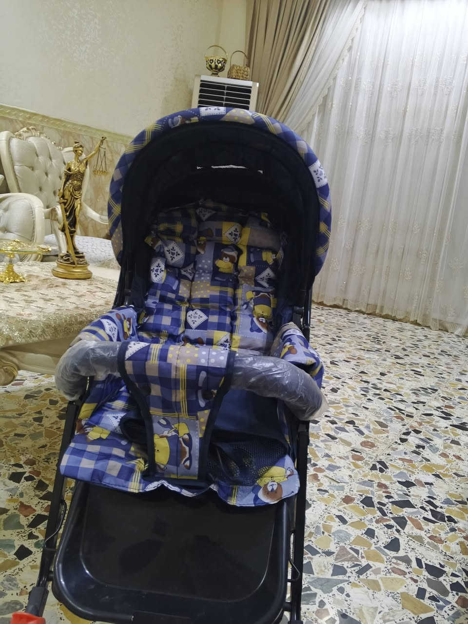 سلام عليكم للبيع عربانه جديده مستخدمه شي قليل ***********
