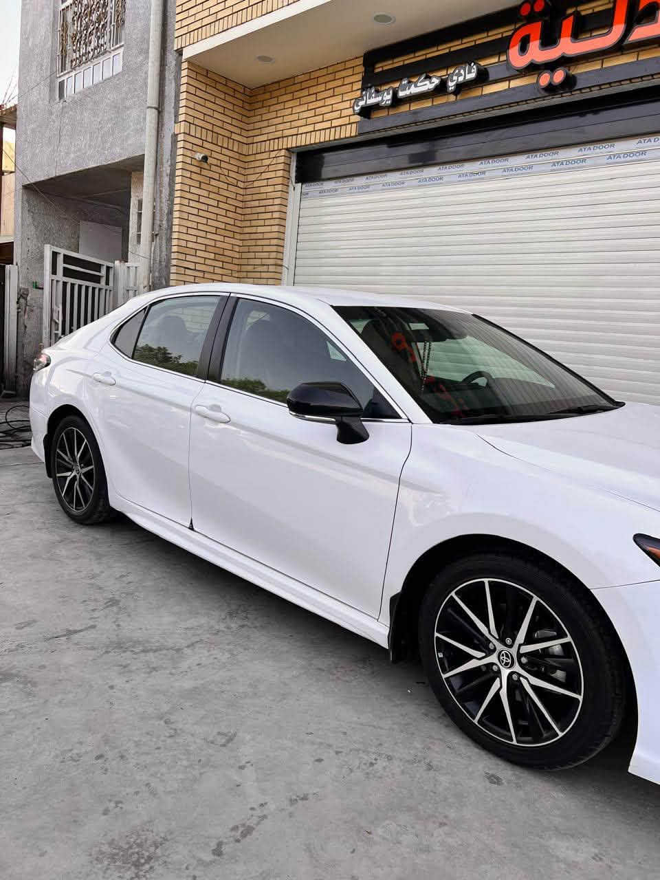 🚘 للبيع كامري موديل 2023 وارد أمريكي
🔹 SE – هاي برد
🔹 محرك 2500 CC
🔹 رقم بغداد إنكليزي 🇮🇶
🔹 بصمة
🔹 داخل جلد
🔹 شاشة CarPlay
🔹 رادارات أمامي / خلفي / جانبي
🔹 توقف ذاتي
🔹 Auto Hold
🔹 مانع انزلاق
🔹 تحديد مسار
🔹 ماشية 90 ألف كم

📍 الموقع: البلديات
💰 السعر: 170
🔄 بيها مجال حك الجية

📞 رقم صاحب السيارة:
***********
