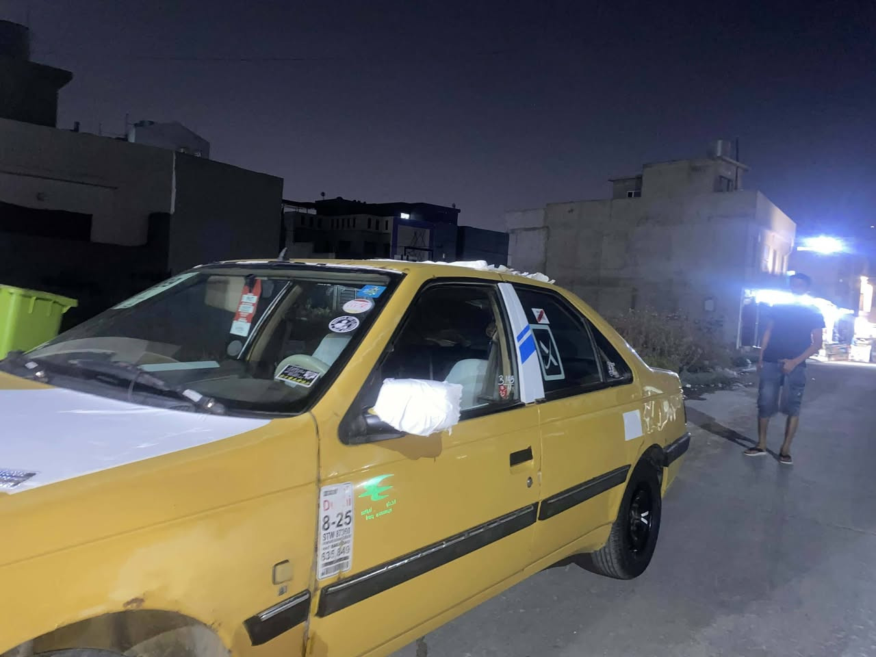 بيجو 405
رقم بغداد بسمي 
كير محرك فرنسي 
رقم انكليزي 
مصفره هيئه وغرامات 
السعر ٢٧
***********
