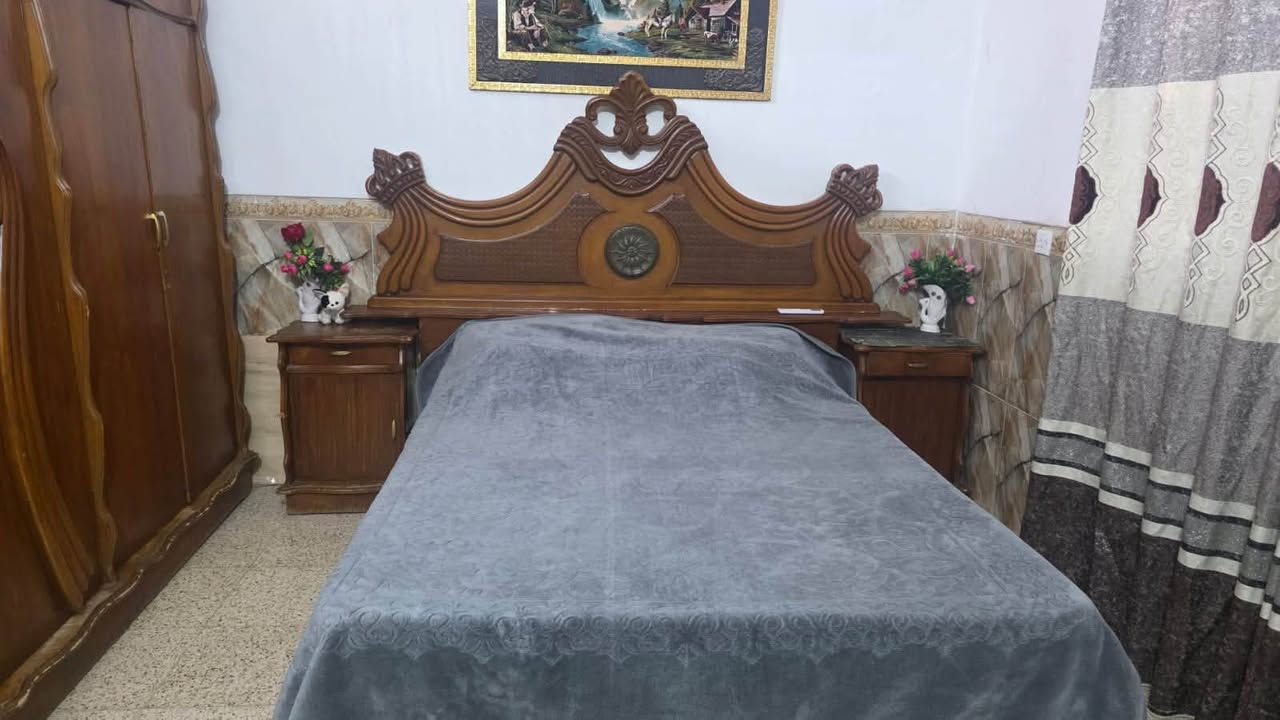 غرفه اخشاب صاج وجه وكفة السعر 750 الف وبيها مجال مكاني بغداد الشعب 
771 673 0470
***********
