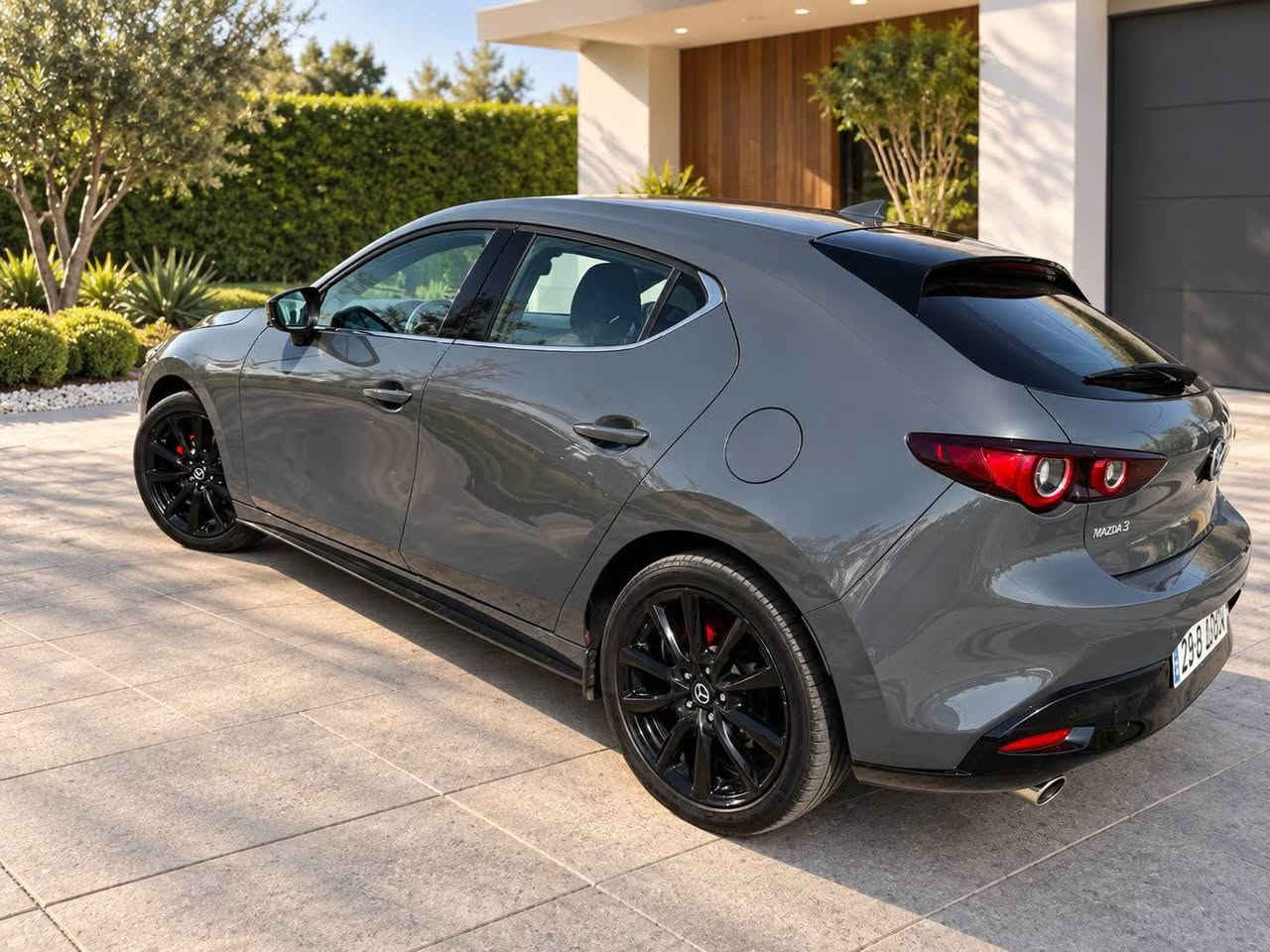 ‎بسم الله الرحمن الرحيم

Mazda 3 hatchback 2023 full 2.5 

مازدا ٣ ٢٠٢٣ فول مواسەفات 

سەیارەیەکی جوان و کەم مەسرەف و بەقوەت

مەکینە ٢.٥ بێ تۆربۆ بێ دەبڵئەکسل مەرغوب 🚀

٣٧ هەزار میل ڕۆشتوە 

مواسەفات : 
بەصمە و سڵاید لایت کامل LED

ماوس و شاشە گەورە و کامێرە 

حاسە و کامل ڕادار 
داتاشو 
کامیرا ٣٦٠ 
خەتی جادە 

کوشن جلد و هیتەر و کارەبا و خەزن 

باقی مواسەفاتەکانی تری ناسراوە 
 پۆنیت و جاملغی لای ڕاست بۆیاغە 
روبعی جاملغی لای سەکن بۆیاغە

نرخ 💵(( 122 ))💵  مجال 

ناونیشان سلێمانی *********** ☎️ السليمانية, العراق
