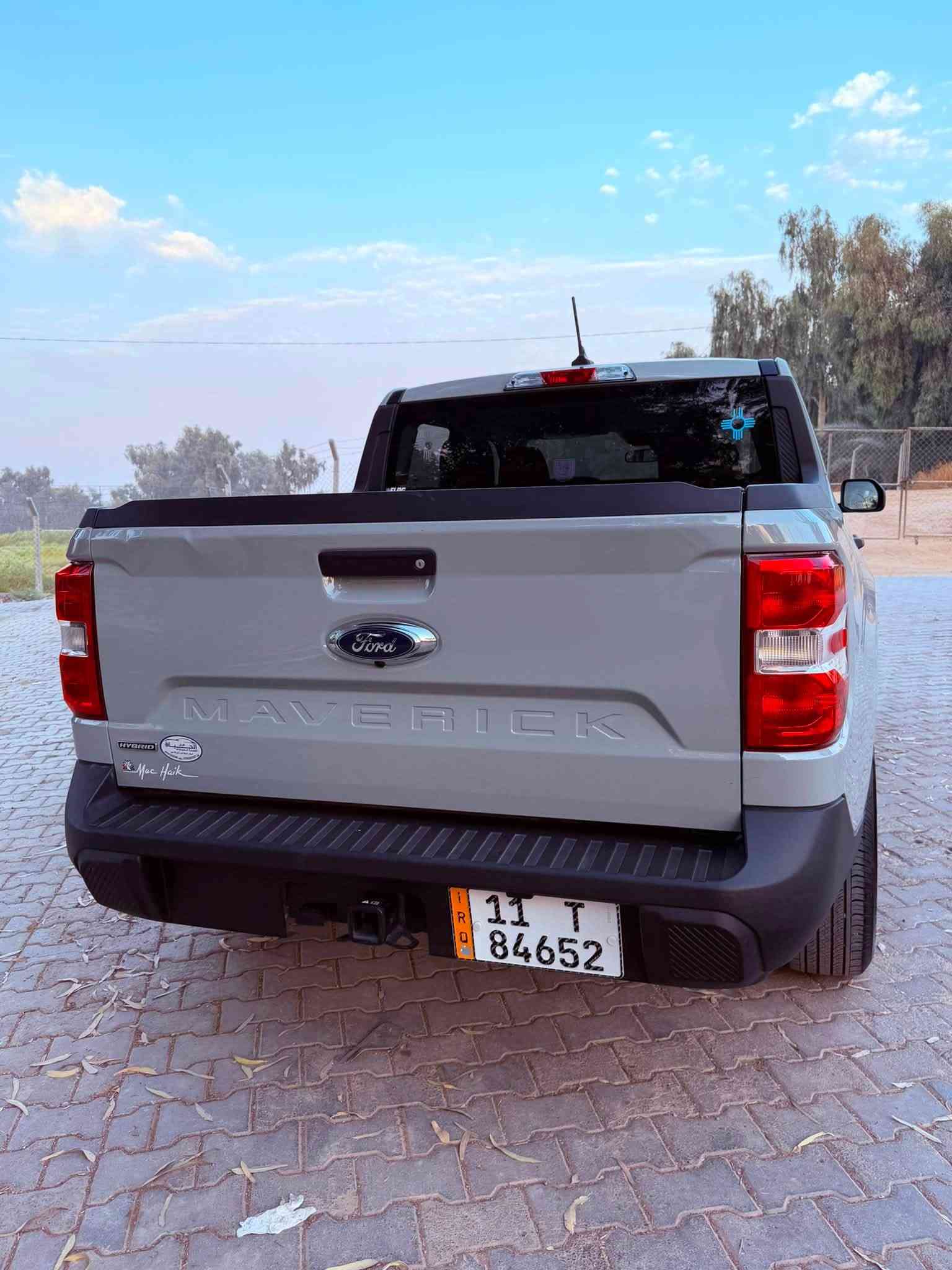 السلام عليكم
فورد مافرك  XLT 

موديل 2024    

هايبرد محرك2500

شاشه كامره تحديد مسار

سايد بريك كهرباء

تحكمات ستيرن جهتين 

ويل كب 

مانع انزلاق اوتو هولد

ماشية24الف

3 وضعيات قياده

ابل كار بلي
حادثهة جامرلغ امامي 
بدون ارباك بدون دواخل 
مكان السيارة ديالى بعقوبة
السعر183$وبيهة مجال
رقم الهاتف***********
