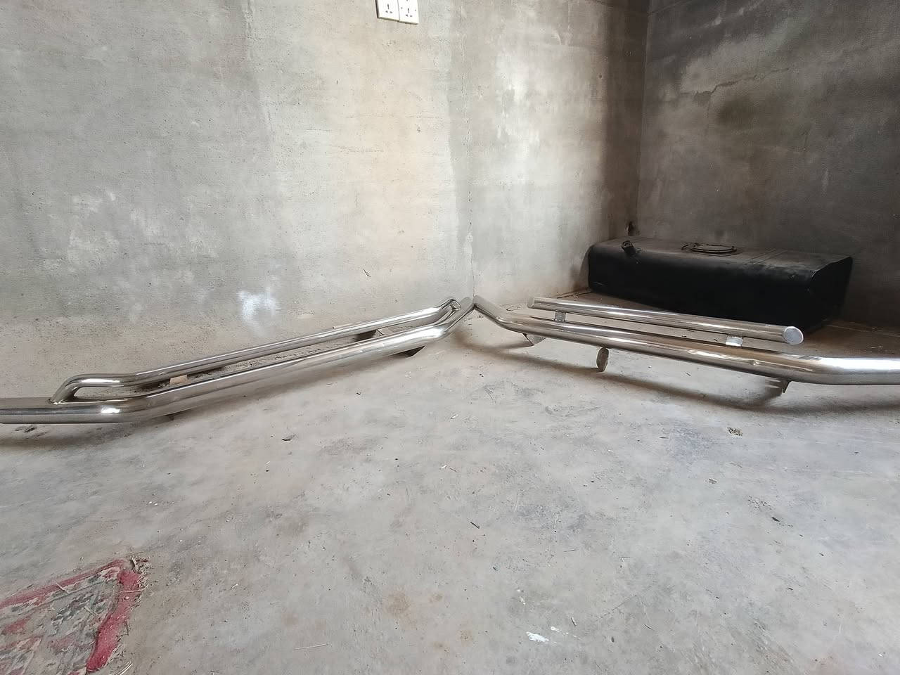 سەرەتا بە ناوی خوا دەرگای کیای بار سەکنو سایەق دەعامی بیش بۆنیت لایت کامل لەگەڵ دەعامی دەبل بۆری دوو نەوع *********** شوێن هەولیر
