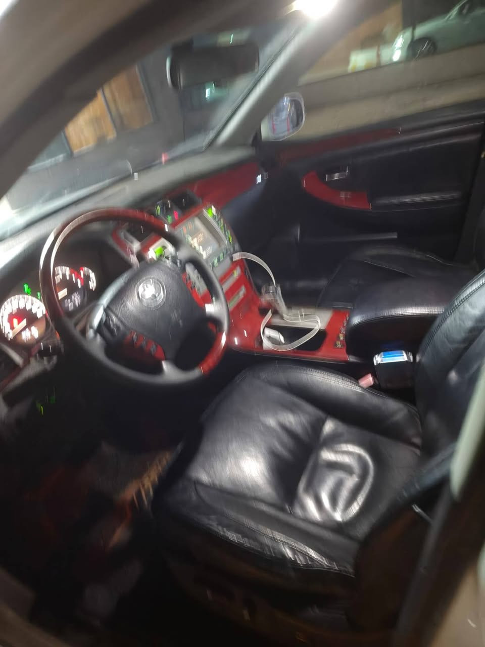 سلام عليكم سياره ماجسته للبيع فول مواصفات تحوير نجف رادارات  واحد عله واحد كفاله عامه  فتحه جلد ثلاجه تخم تاير  رقم بغداد قرار 102 تسجيل جديد السعر 145وبيه مجال التصال ***********
