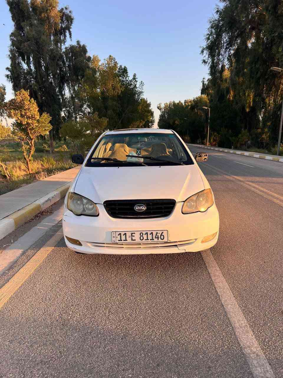 السلام عليكم 
بي واي دي ٢٠١٣ G3
سياره حلوه بي رش حزام تعمير 
رقم بغداد باسمي 
كير عادي مكينه ميسيبوشي 
مكاني المسيب سدة الهنديه 
***********
