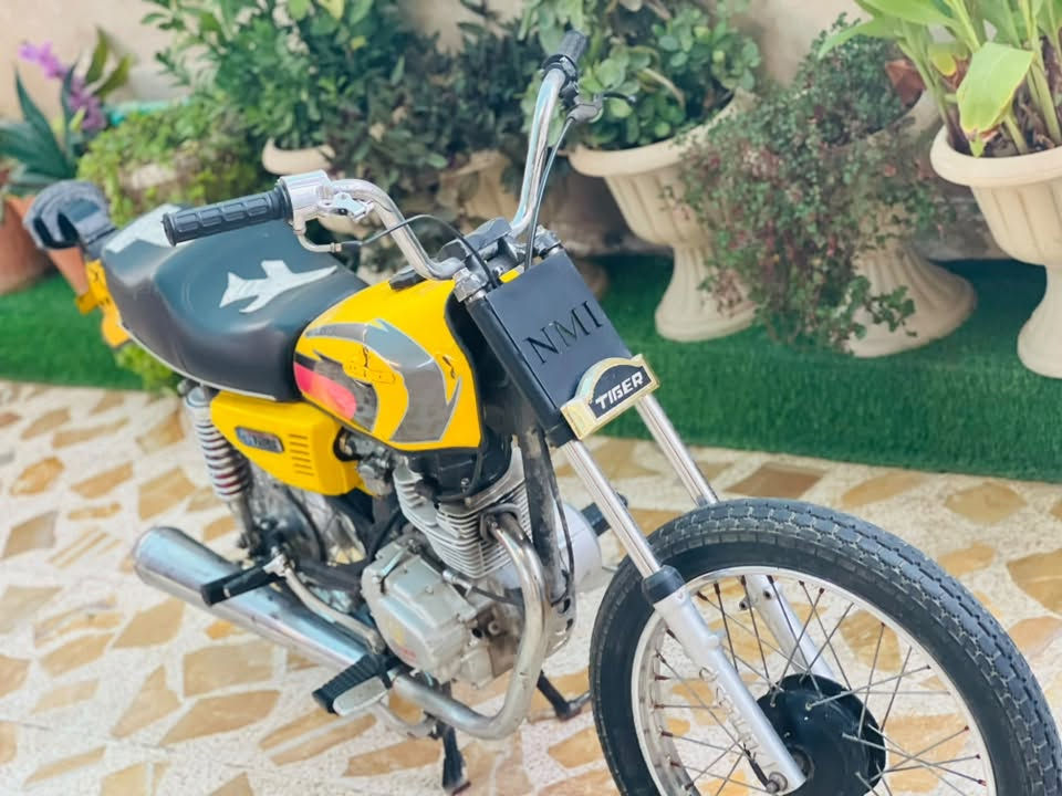سلام عليكم رياضي وزن ثكيل مكينه مفتوح مبدل ولفات انطيك شرط شلعه ومعدل بيع فقط مكان موصل تلكيف رقم بي وتساب ***********
