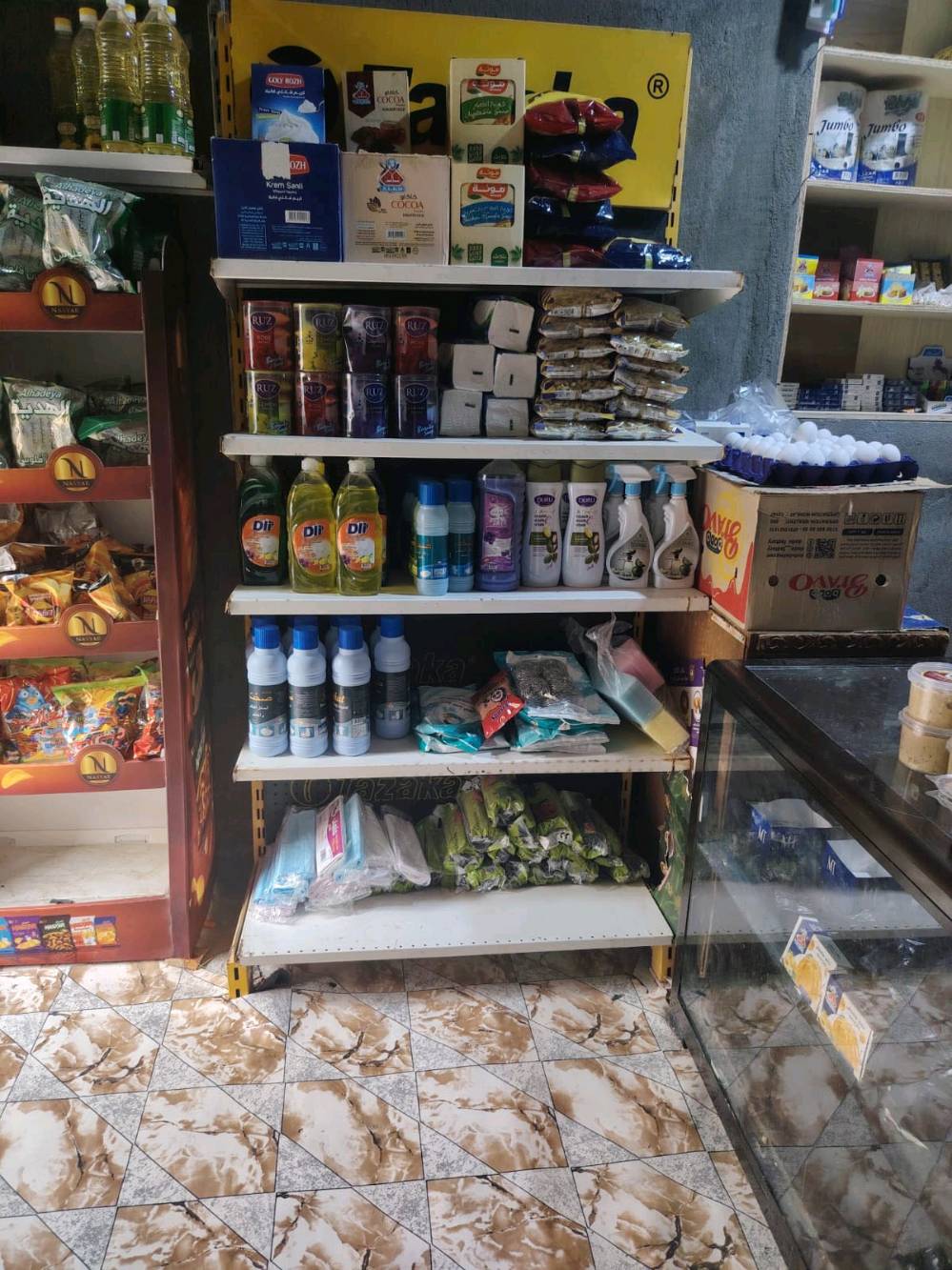 اغراض محل للبيع