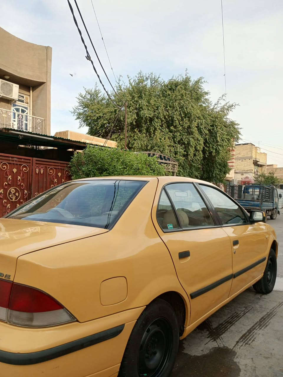 سمند • ٢٠١١ • بدون صبغ