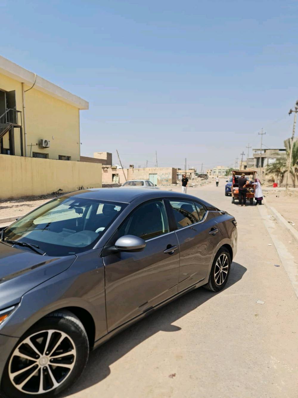 سنترا موديل2023 للبيع او مراوس حسب القناعه  السياره حلوه وممتعوبه مواصفات السياره رادار جانبي ،رادار امامي خلفي،بصمة تشغيل، مثبت سرعه، تحديد مساار وبعد بيها مواصفات خير من الله السياره مالت بيت وعلى إيد وحده حته ممشاها قليل السياره بيها قطعتين صبغ فقط رقمي للحاب يتواصل***********