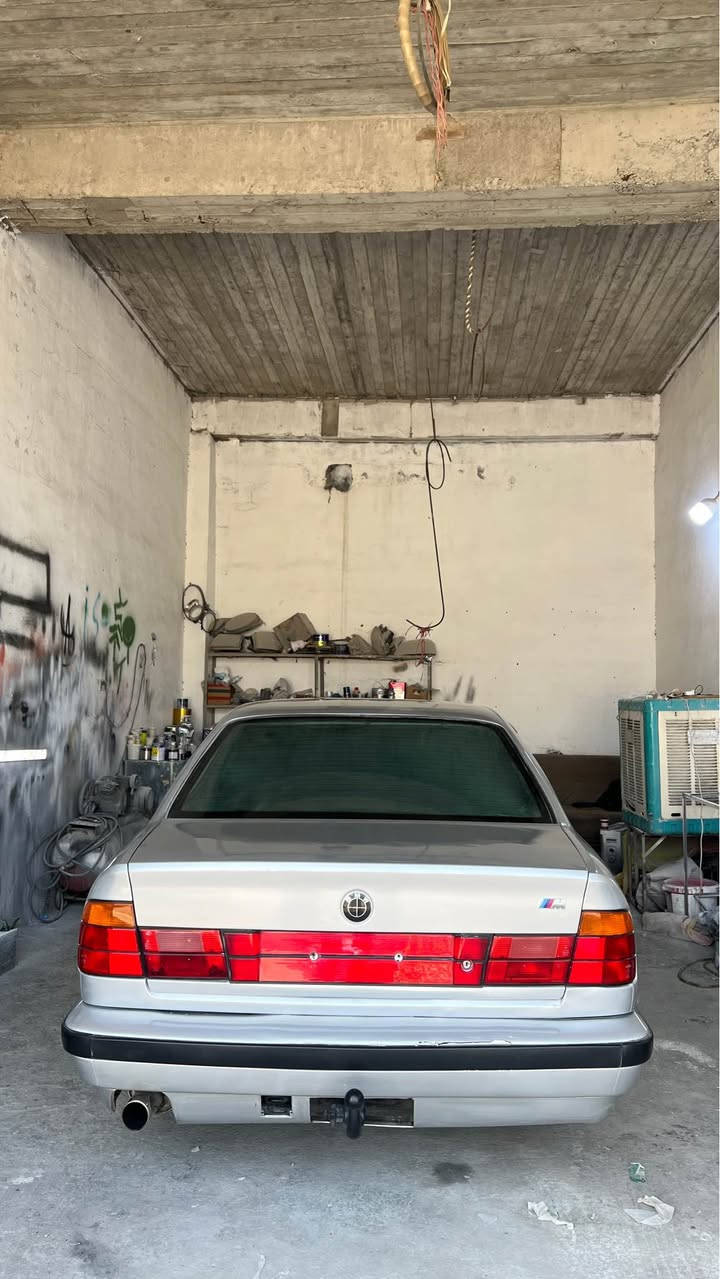 بي ام ٥٢٠ • جير عادي • ١٩٨٩