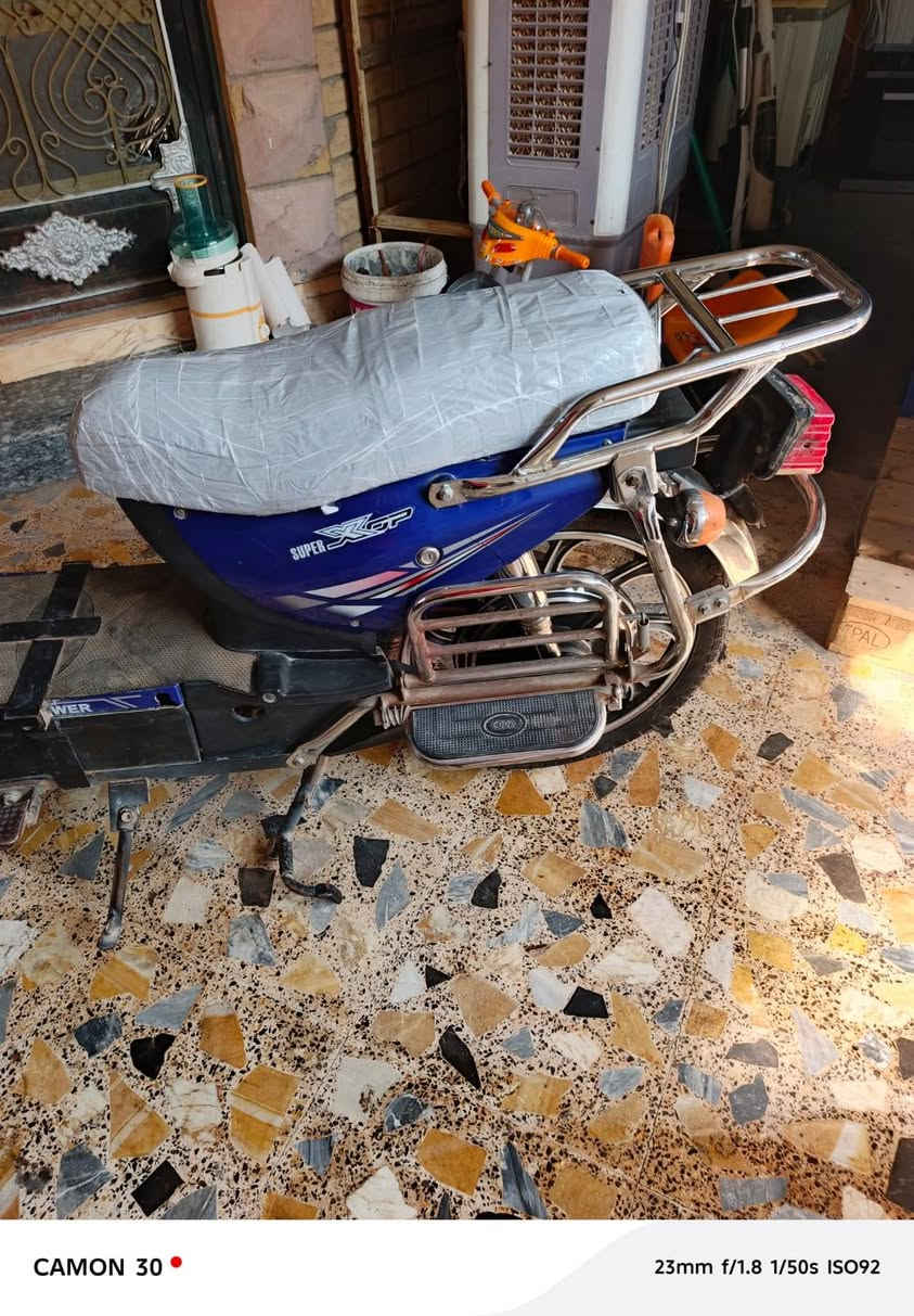 سلام عليكم
دراجه شحن سوبر بور 
دراجه نضيفه جداا
بطاريات تخم كامل عل فحص 
سعر ب 275 بي مجال بسيط
مكاني الرمادي شارع المستودع
***********

نص مكتوب في الصور:
- CAMON 30 • 23mm f/1.8 1/50s ISO67
- CAMON 30 23mm f/1.8 1/50s ISO92
- CAMON 30 • 23mm f/1.8 1/50s ISO284