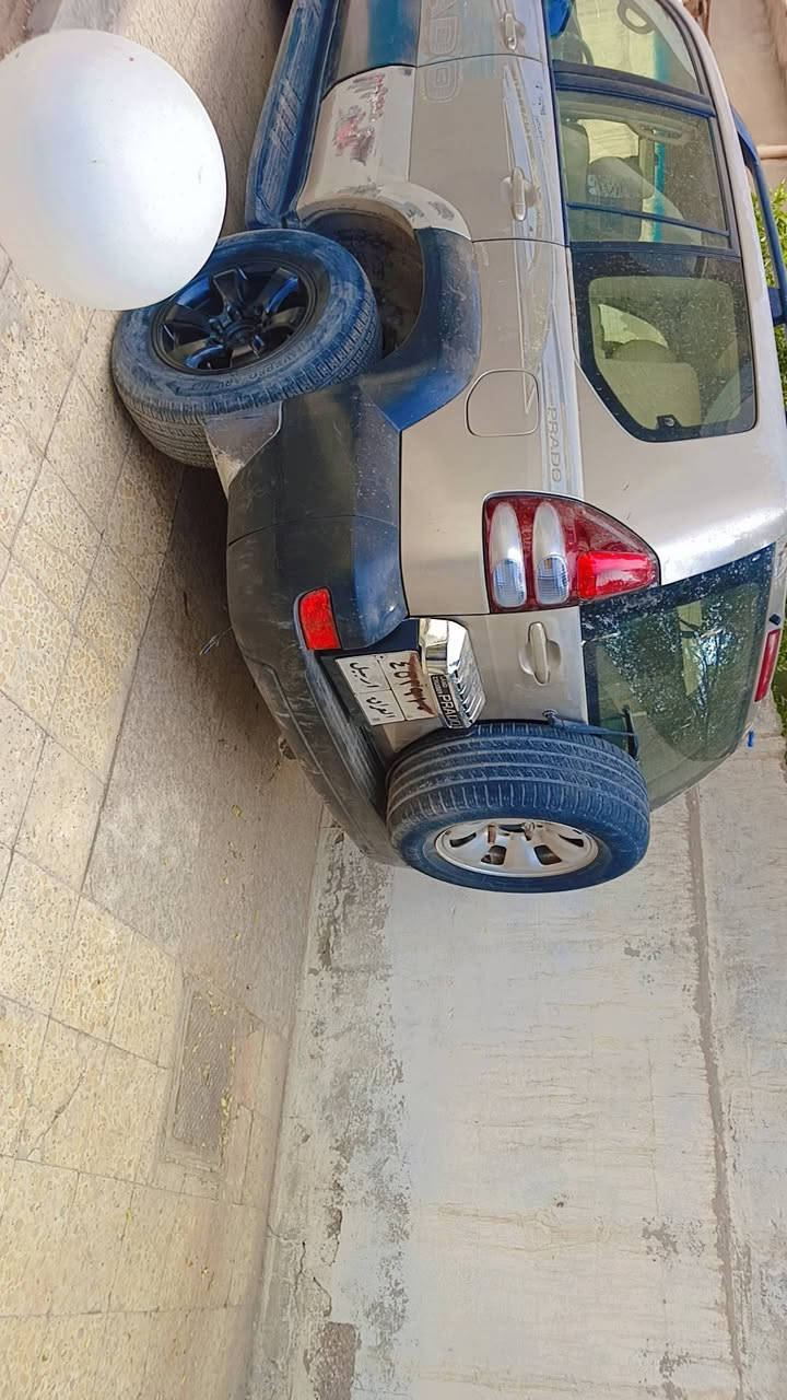 السلام عليكم برادو 2005 VX  مكينه سته سلندر دبل تانكي  سبير تعليك  للبيع  سياره مال تعمير سياره بيه صوت بالمكينه ابيع كايمه  سياره خليجه وتوني ذابله دعاميات ونفخات ولايتات وبكلايتات جدد وتبريده ثلج سياره رقم اربيل 
السعر , 75وبيه مجال وجماعت 60 عبر المنشور لان مابيع 
***********
