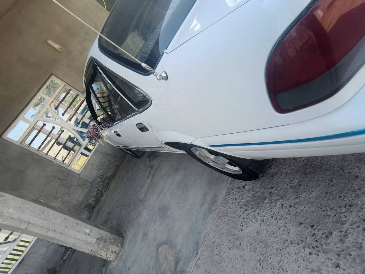 سلام عليكم ورحمت الله برنس فراشه موديل 94 سعرها 40 وبيها مجال تبريدها شغال بس يراده قايش دوشمه جديده رقم بغداد جديد صدر امامي خلفي جديد تخم تاير ورا كدام جديد سياره ماناقصها شي كير محرك كفاله جديد بيها فقط صفحت الصدر مصبوغه بدون ضربع ولا معجون عجبتك سياره بل خير عليك ما عجبتك فرصه حلوه نتعرف عله وجوهكم طيبه ❤***********
