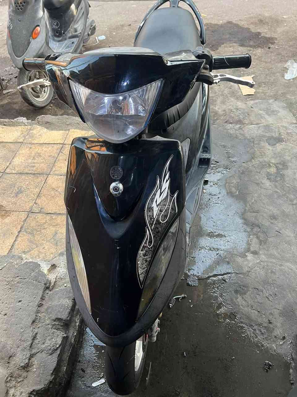 دراجه جديده بلاديه ختم واحد كلها  مبدل ولفات فقط ومامبينه مفتوحه شرط الفحص السعر 700 مجال بصيط 
***********
