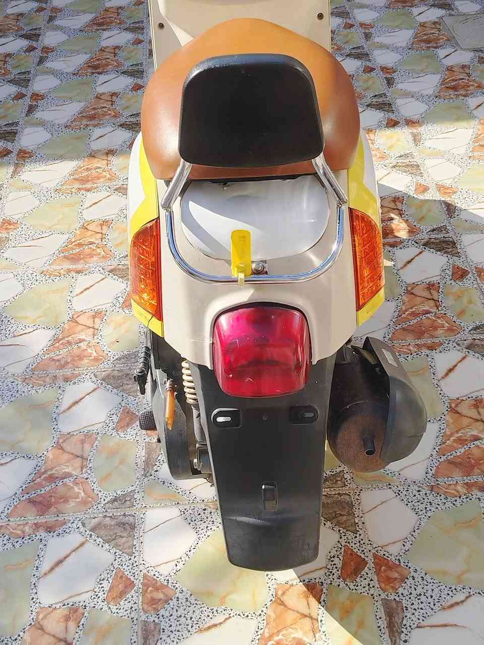 بوليس للبيع سلف هندر كهربائيات كله شغاله السعر 950 عنوان حله مركز ***********
