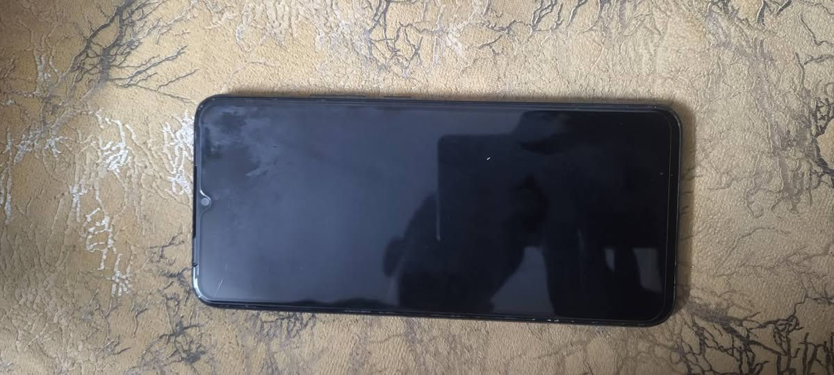 السلام عليكم انفنكس هوت 10 بلي ذاكره 64 امبدل شاشه اصليه بيها فطر فوك موضوع بالصور ممأثر ع كلشب جهاز كله شغال كلشي بي يشتغل بطاريه 6000 للبيع السعر 75 الف بي مجال شي بسيط كلش مكاني كربلاء رقم التواصل ***********
