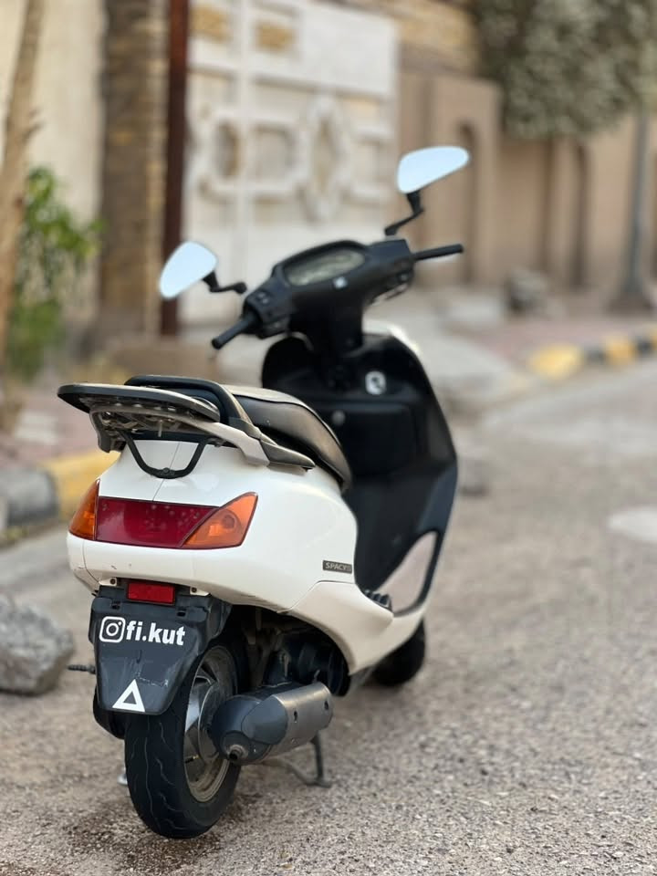 سبيسي ياباني كفاله عامه ماشيه ٢٦  للبيع المو شراي لا يتعبني ابو ٩٠٠ لا طبلي خوش *********** مكاني كوت  فلكه العماره الرقم بي واتساب او تريد علق ادخلك
