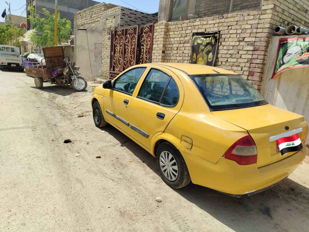 سلام عليكم سيارة طيبة 2015 مكفولة كير مكينة حدادية بيها ضربة بالجاملغ تخم تاير عنوان ديوانية حي الوحدة الثانية تحويل ثاني يوم السعر 30 وبيها مجال شي قليل الرقم ***********
