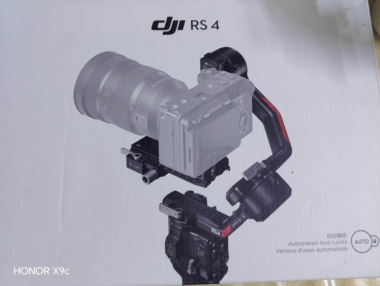 DJI Ronin RS 4
مستعمل قليل نسبة النظافة 100‎%‎
مكان كركوك 
***********
