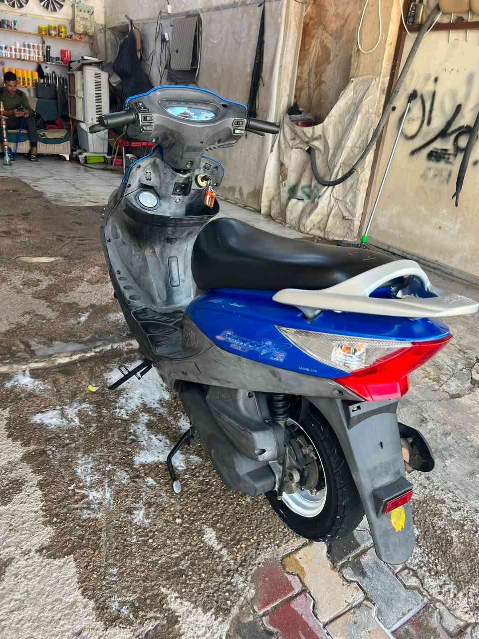 سلام عليكم كامكو في تو موديل ١٣كفاله عامه وبلاديه من طول لطول صالهه اقل الشهر من نازله من الحاويه وعله ايدي شلعه معدل نعومه تخم تاير كشن طبي كهربأيات كيجات طوافه بانزين كلهه بلاديه وشغاله السعر خاص عنوان ناصريه شطره رجاأن المو شراي يعبر لمنشور ولمايعرف اسعارهن هم ولشراي بخدمته 

***********
