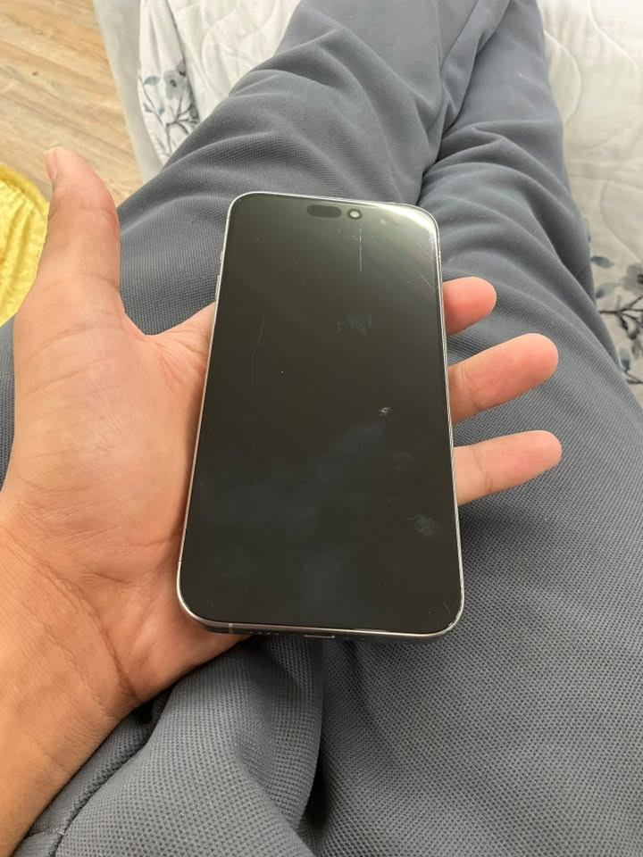 ايفون 15pro max ذاكرة 256
بطارية 88 مبدل شاشة
السعر 775 بي مجال بسيط
مكاني بغداد السيدية *********** واتس فقط
