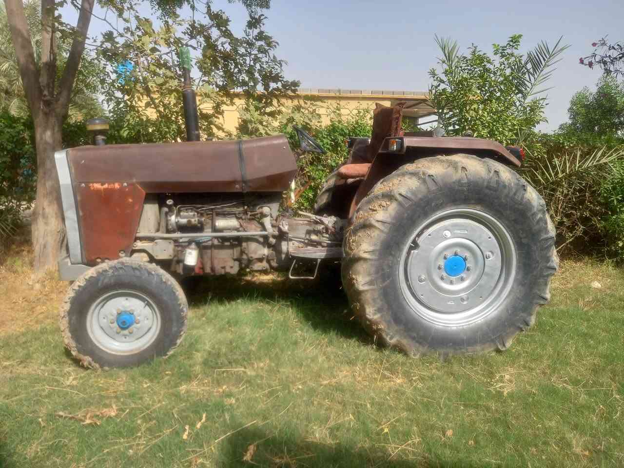 مكينة فوركسن • حجم ٧٥ • بحالة جيدة