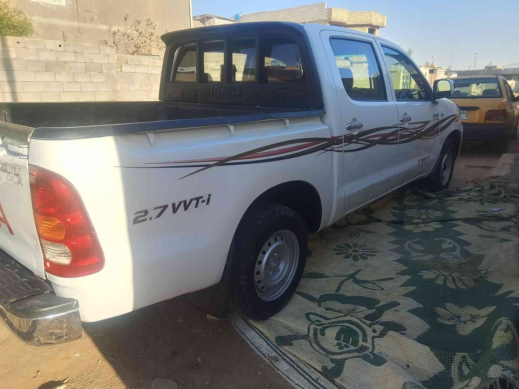 السلام عليكم
فلاونزه 2006 سياره مكفوله كفاله عامه بس ببها باردات قليل سياره جاهزه من طول لطول ماناقصها شي 
سياره مكينه وكير مكفول وحداده وتخم تاير سياره جاهزه 
تبريد شغال ثلج السعر 100 والشراي بخدمته 
التصال ***********
