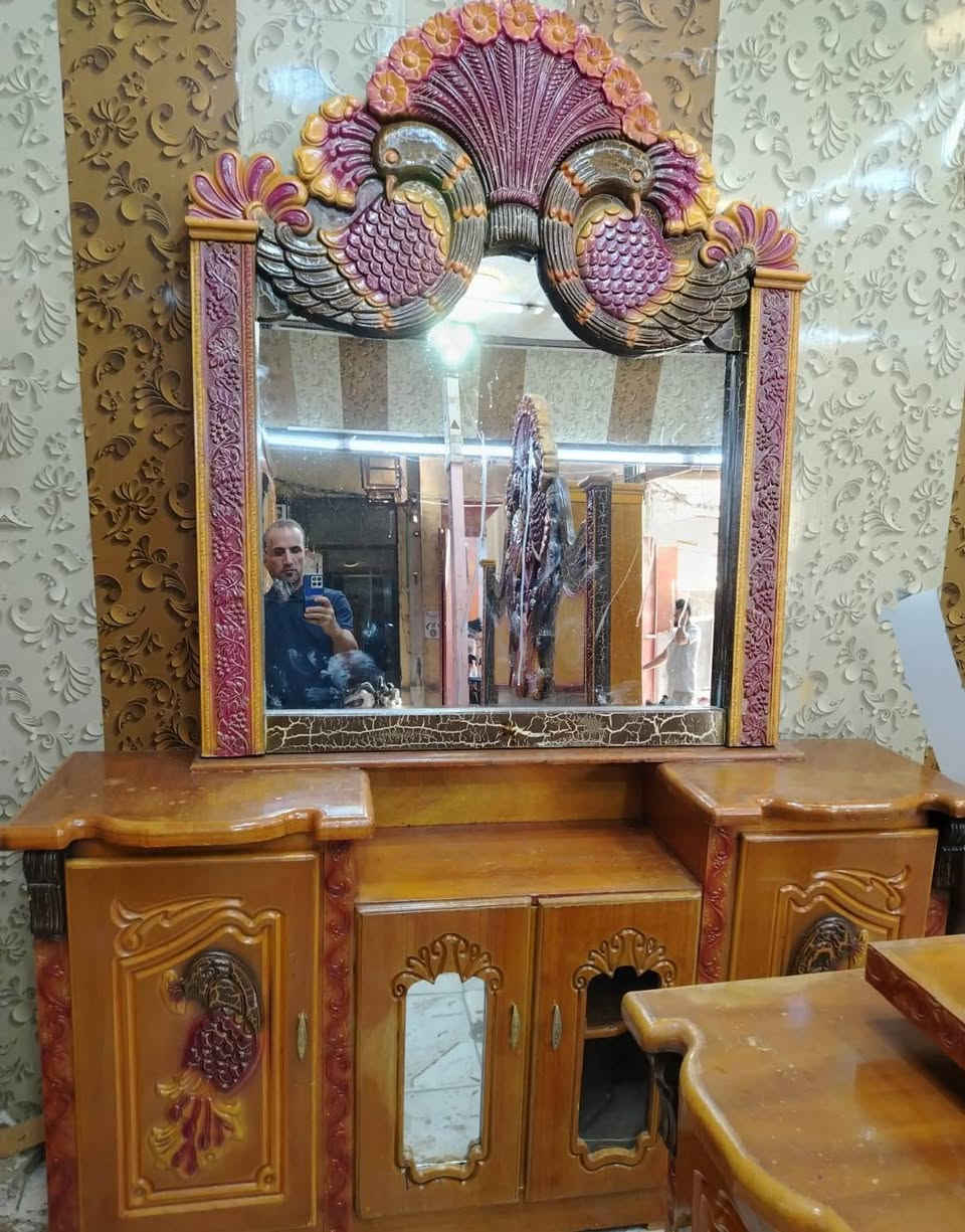 غرفه ام السته نظيفه السعر ٦٠٠ /***********
