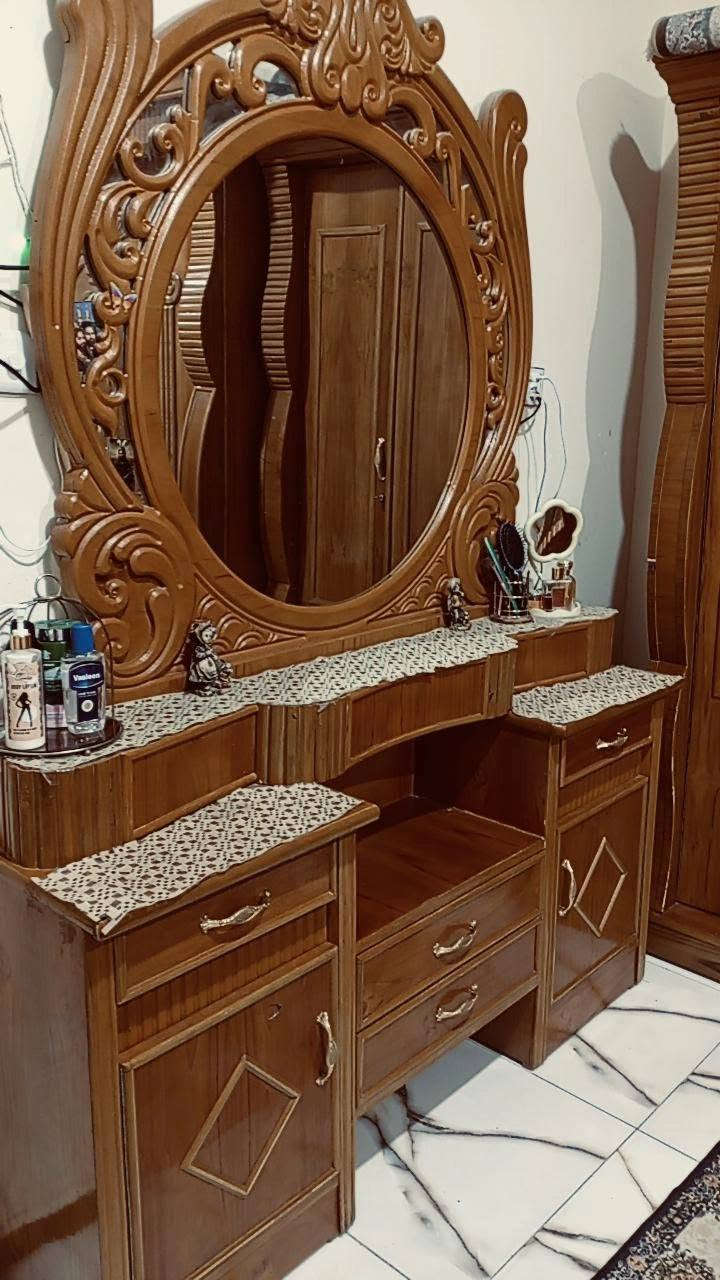 غرفه عراقيه السعر 700وبيها مجال عنواني البصره الزبير 
***********
